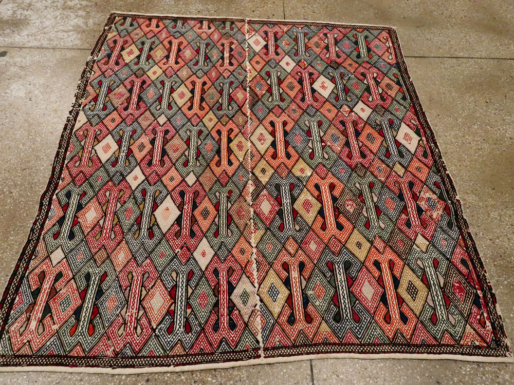 Vintage Caucasian Verneh Flatweave Kilim, No.9847 - Galerie Shabab