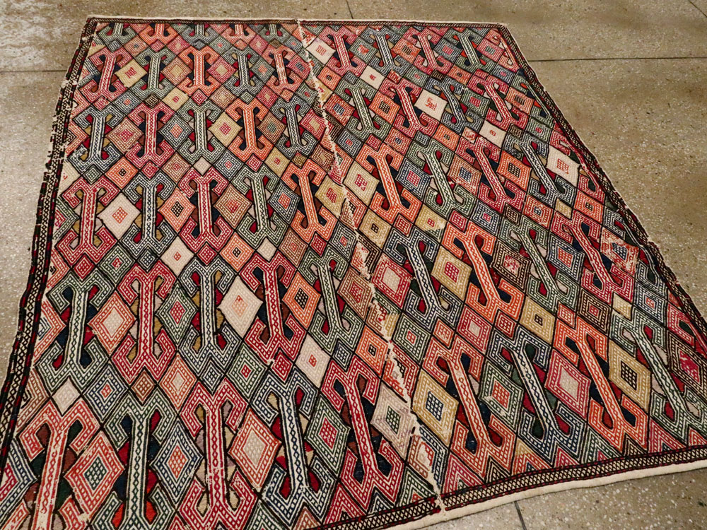 Vintage Caucasian Verneh Flatweave Kilim, No.9847 - Galerie Shabab