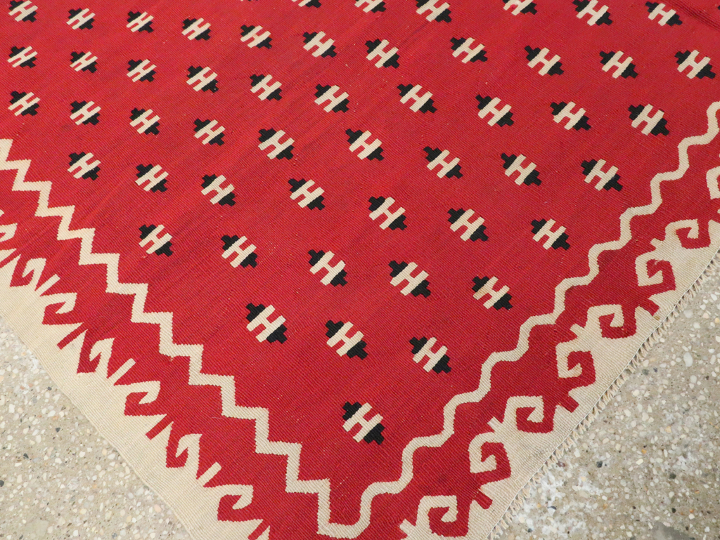 Vintage Bulgarian Flatweave Kilim Gallery Carpet, No.9850 - Galerie Shabab