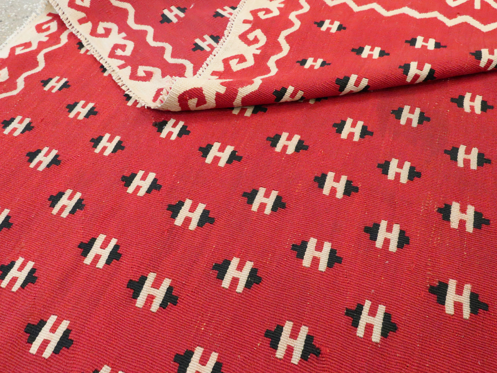 Vintage Bulgarian Flatweave Kilim Gallery Carpet, No.9850 - Galerie Shabab