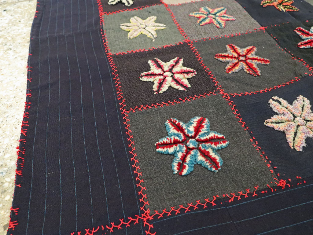 Antique American Embroidered Quilt, No.9865 - Galerie Shabab