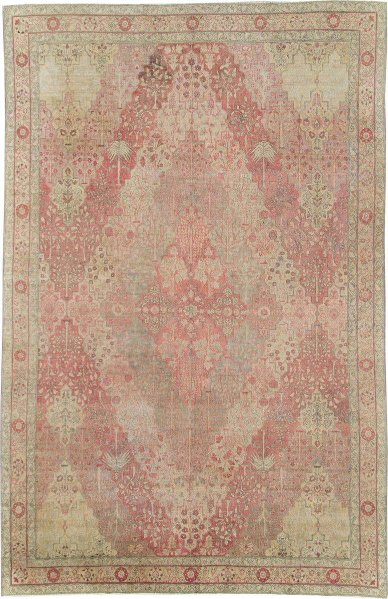 Antique Herekeh Carpet, No.9899 - Galerie Shabab