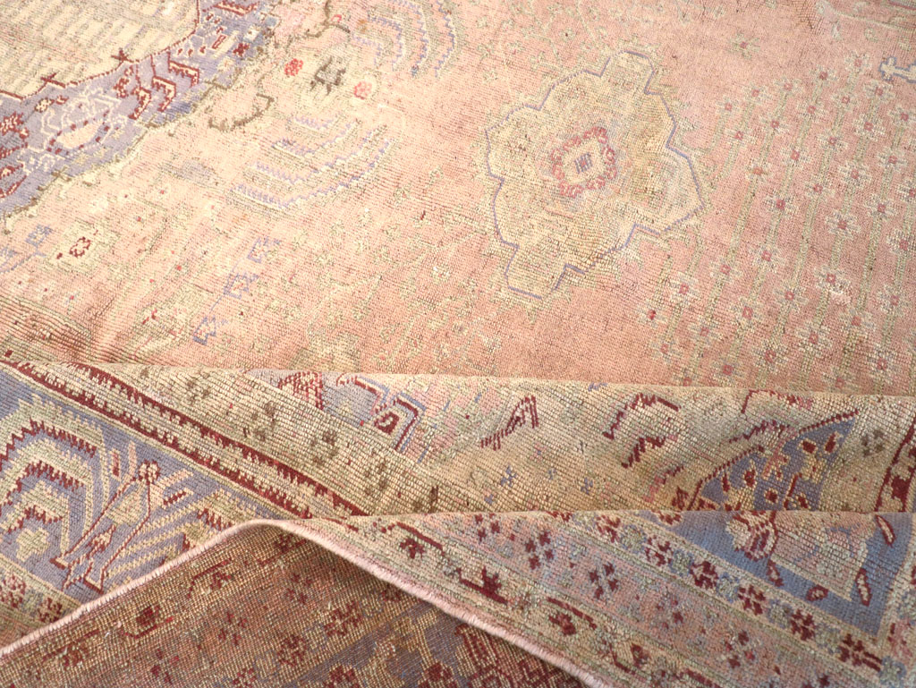 An Oushak Carpet, No.9920 - Galerie Shabab