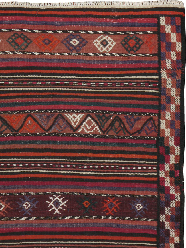 An Anatolian Kilim, No.9927 - Galerie Shabab