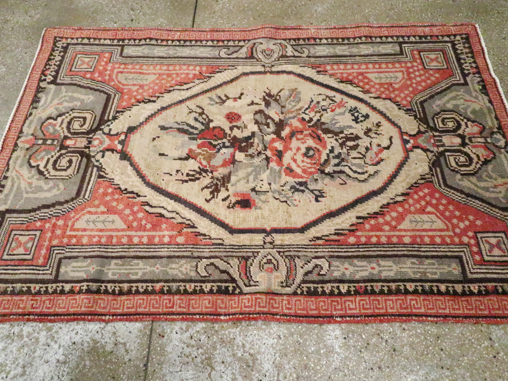 A Ghiordes Rug, No.9936 - Galerie Shabab