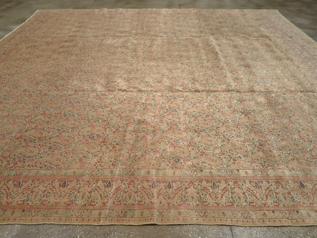Antique Persian Kerman Square Carpet, No.9939 - Galerie Shabab