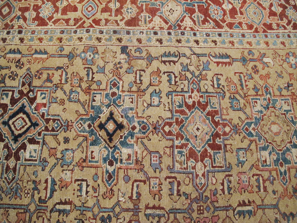 Antique Persian Heriz Square Carpet, No.9944 - Galerie Shabab