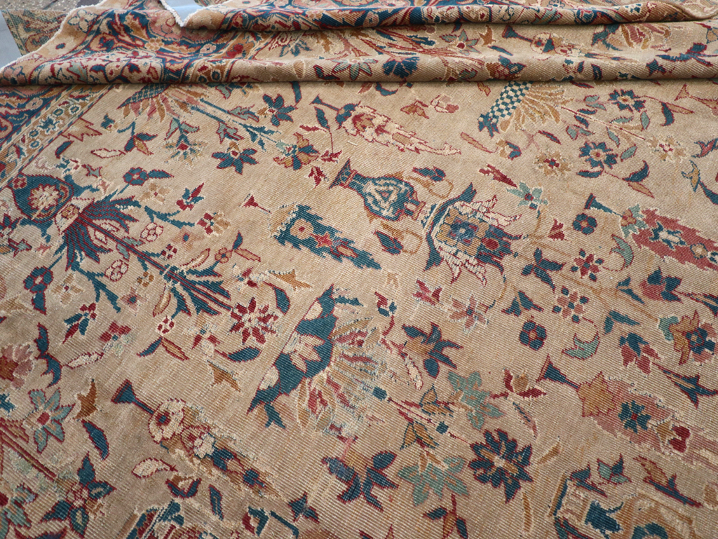 Antique Indian Lahore Carpet, No.9953 - Galerie Shabab