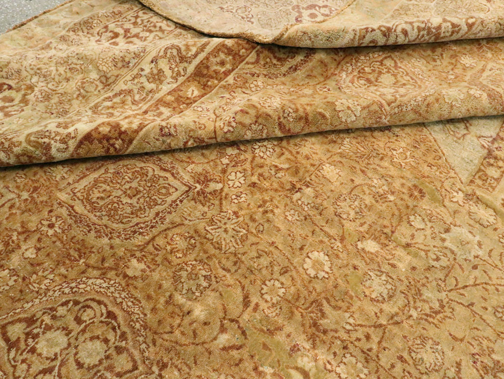 Antique Indian Agra Carpet, No.9965 - Galerie Shabab