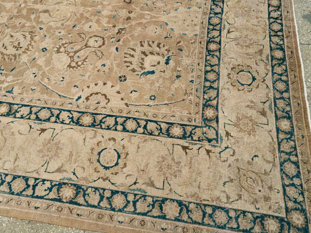 Antique Persian Tabriz Carpet, No.9985 - Galerie Shabab