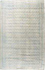 A Cuenca Carpet, No. 11073 - Galerie Shabab 