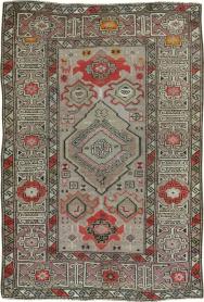 Antique  Caucasian Kazak Rug, No. 14297 - Galerie Shabab 
