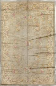Antique Spanish Savonnerie Carpet, No. 8888 - Galerie Shabab 